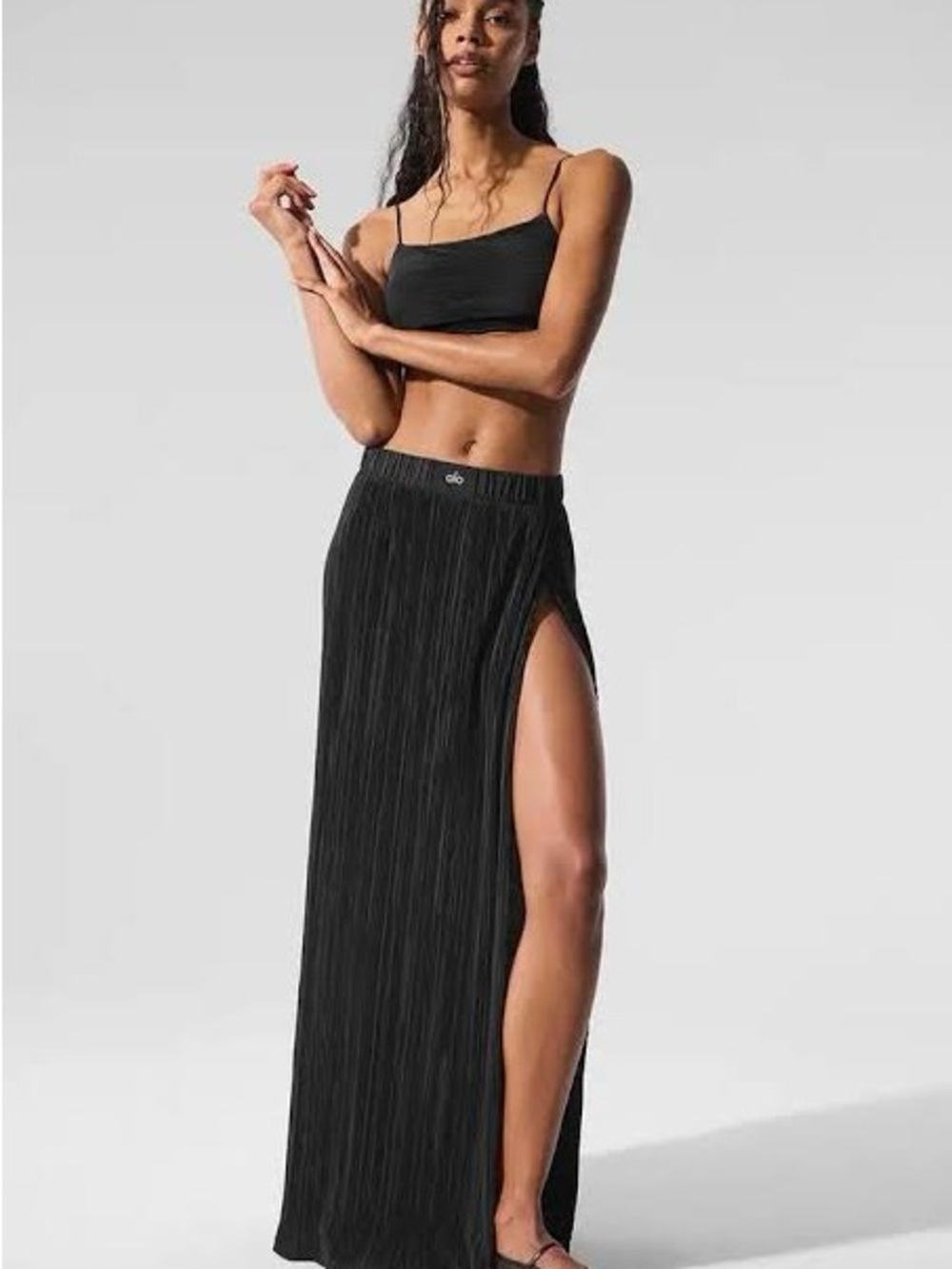 ALO Yoga Black High-Slit Pleated Maxi Skirt